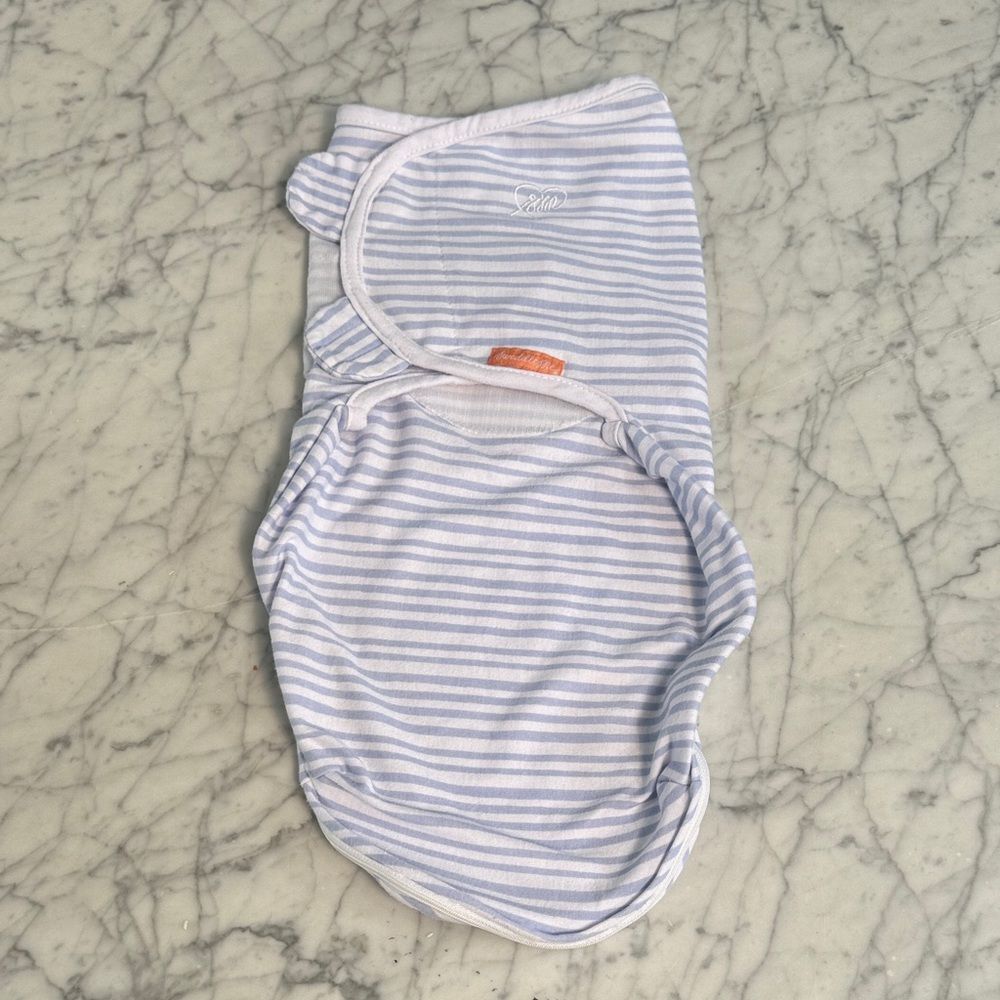 Swaddle Me Striped Baby Swaddle Sz Sm/Med 7-14 lb